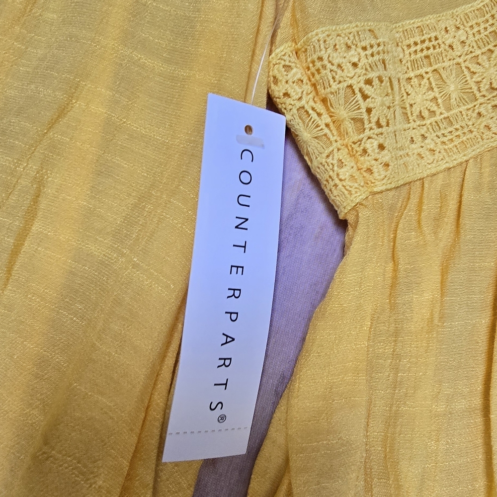 Yellow Lace-Trimmed Women's Top - Picture 2 of 7